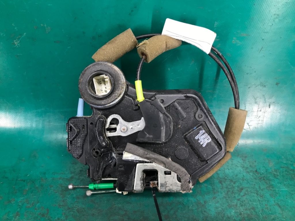 69050-0E010 | Замок двері задн. прав. LEXUS RX300/330/350/400 03-09 - Фото 3