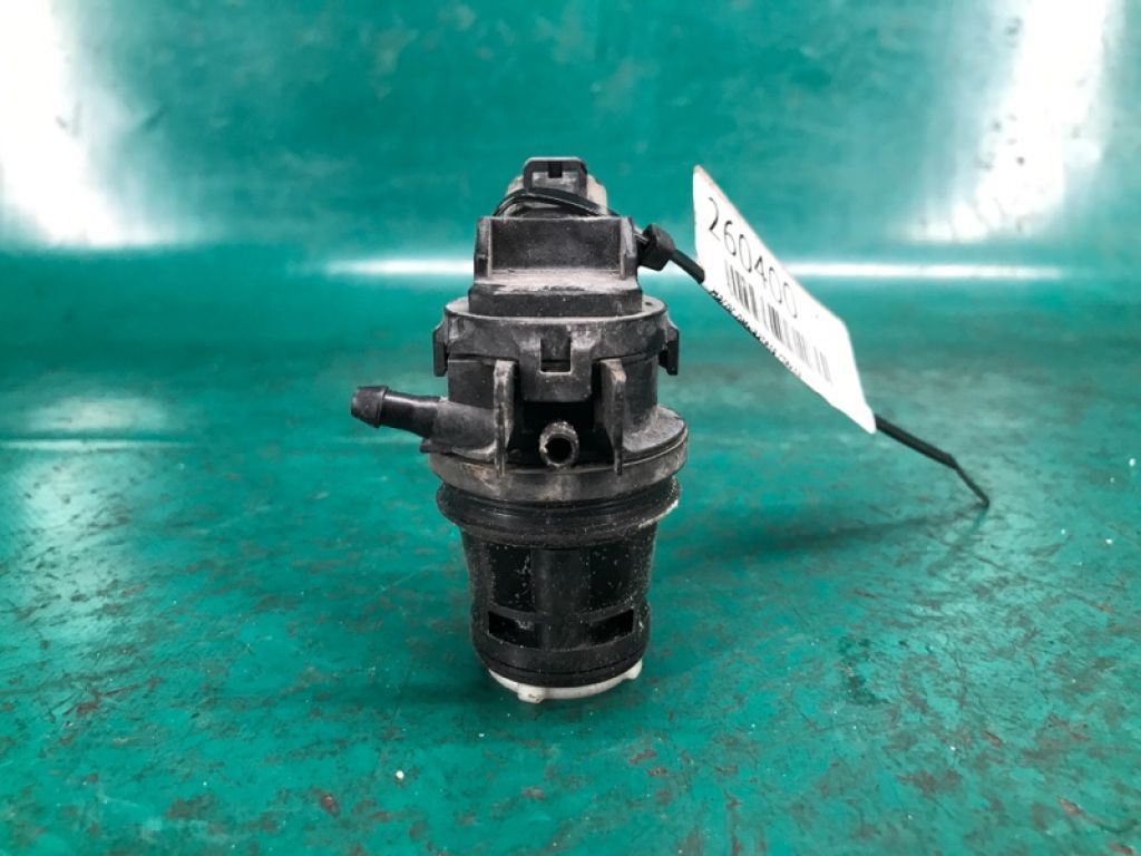 85330-60180 | Насос омивача скла задн. LEXUS RX300/330/350/400 03-09