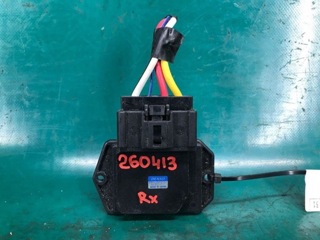 87165-13010 | Резистор пічки LEXUS RX300/330/350/400 03-09