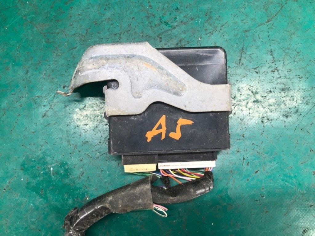 89430-33091 | Блок управления зеркалами LEXUS ES350 06-12 - Фото 2