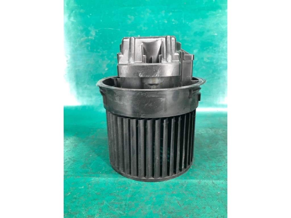 27226-3SG0A | Моторчик пічки NISSAN SENTRA B17 12-21 - Фото 4