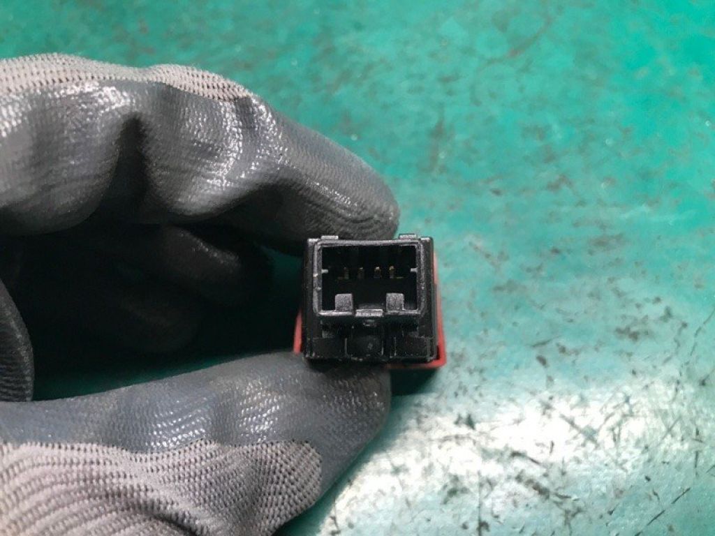 25290-3SG0A | Кнопка аварійної сигналізації NISSAN SENTRA B17 12-21 - Фото 6