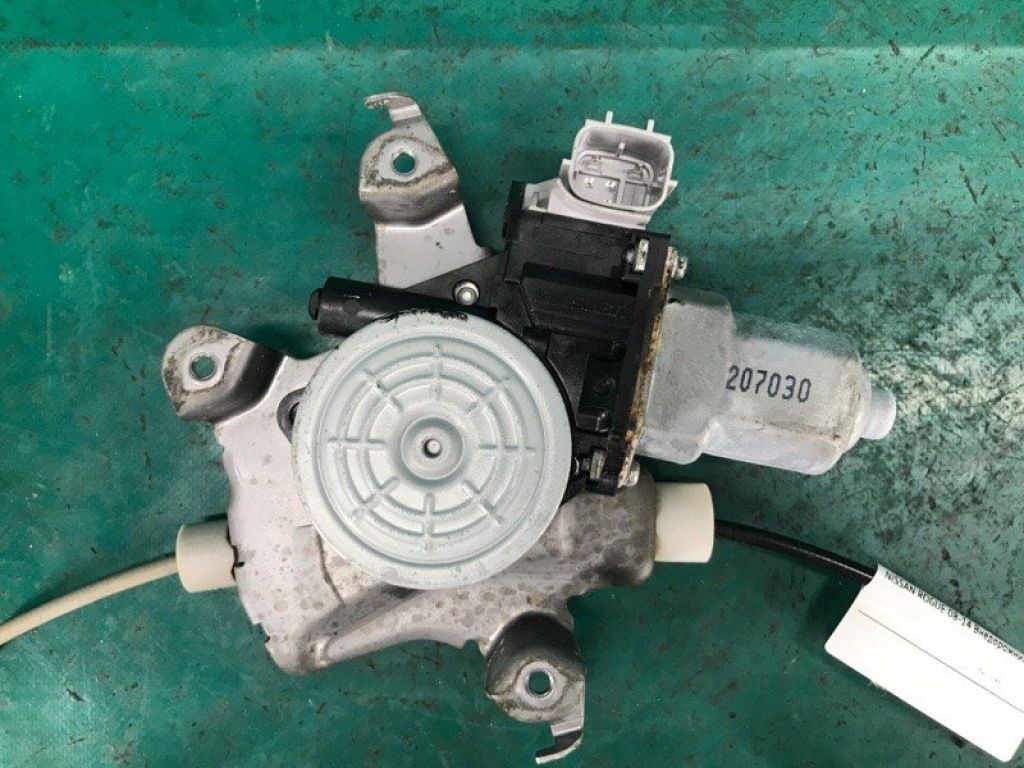 82720-JM00A | Стеклоподъемник задн. прав. NISSAN ROGUE 08-15 - Фото 2