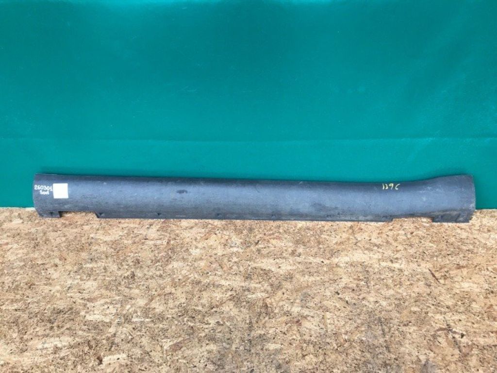 87751-B2000 | Накладка порогу зовнішня лів. KIA SOUL PS 13-19