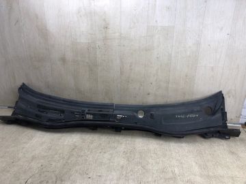 Пластик під лобове скло / Жабо MAZDA 3 BM 13-19
