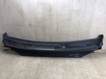 Пластик под лобовое стекло / Жабо NISSAN PATHFINDER R52 12-21
