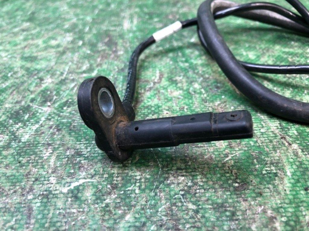 4670A576 | Датчик ABS передн. прав. MITSUBISHI LANCER X 10 07-15 - Фото 3