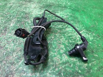 Датчик ABS передн. прав. TOYOTA CAMRY 55 14-17