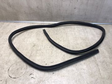 Ущільнювач кришки багажника VOLKSWAGEN JETTA USA 10-17