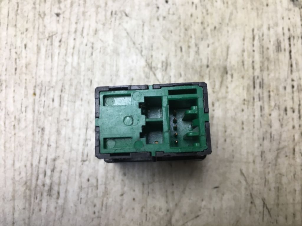 35300-T2A-A01 | Кнопка курсової стійкості HONDA ACCORD COUPE CT 12- - Фото 3