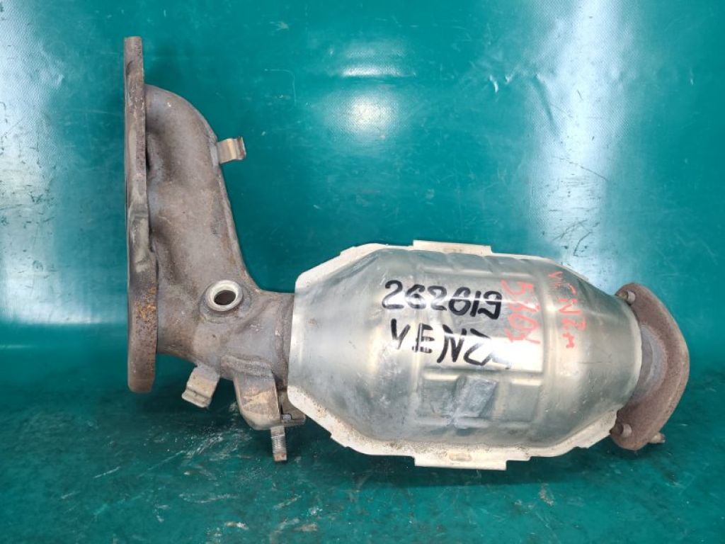 17140-0P020 | Каталізатор прав. TOYOTA VENZA 09-16