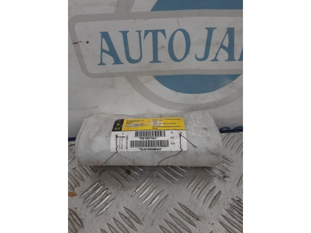 68156078AC | Подушка безопасности в сиденье прав. JEEP CHEROKEE 14-