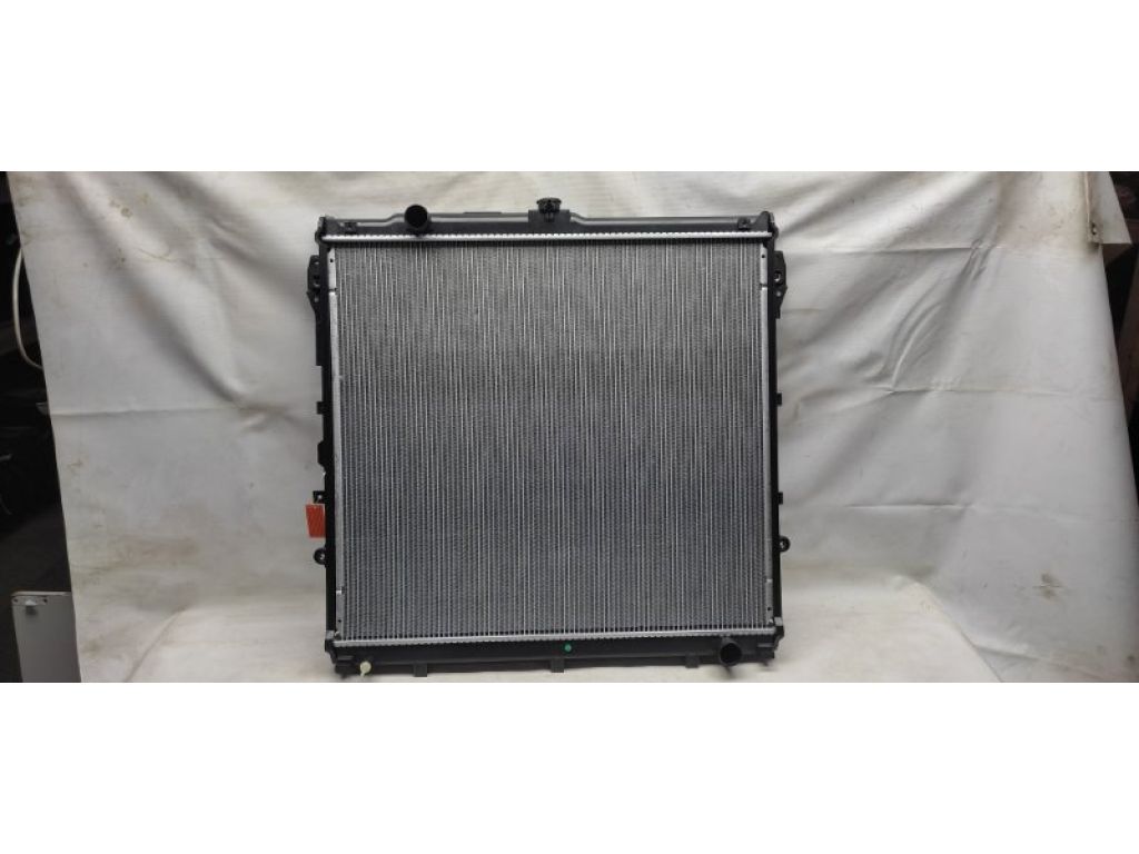 16400-0S010 | Радіатор основний TOYOTA SEQUOIA 08-17