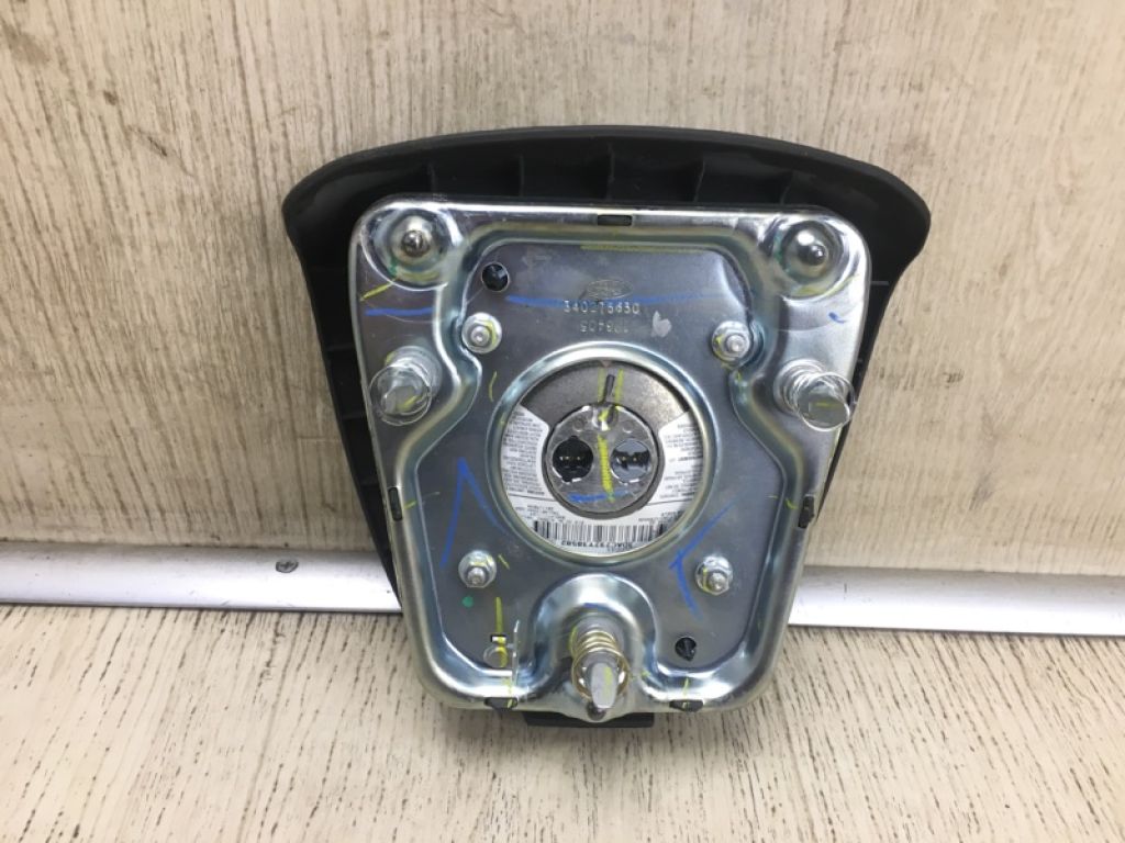 BE8Z-54043B13-AA | Подушка безпеки в кермо FORD FIESTA 08-17 - Фото 5