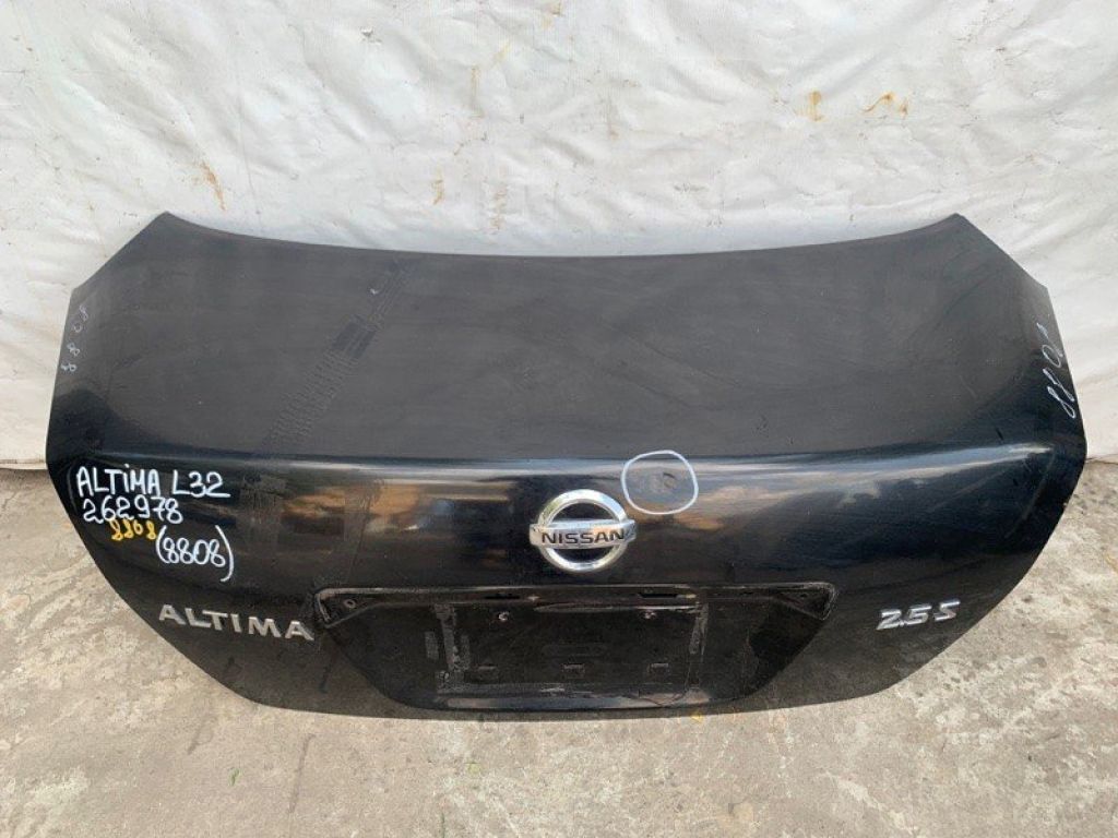 84300-JA030 | Кришка багажника NISSAN ALTIMA L32 07-12 - Фото 2