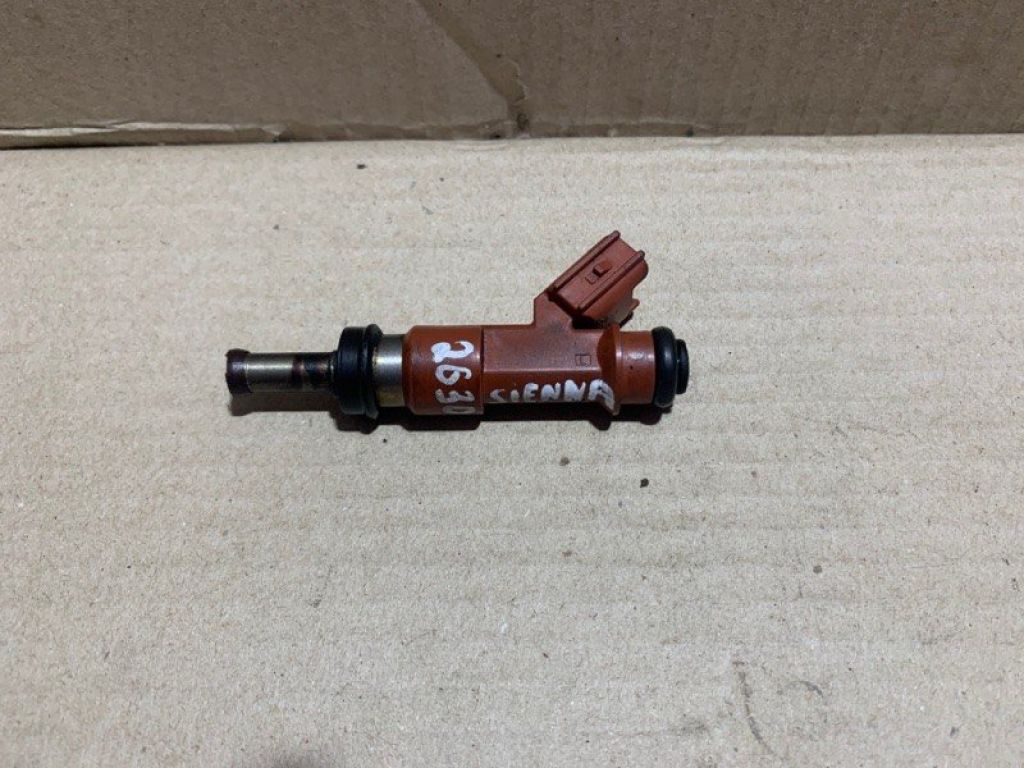 23209-0P040 | Форсунка паливна TOYOTA SIENNA 03-10