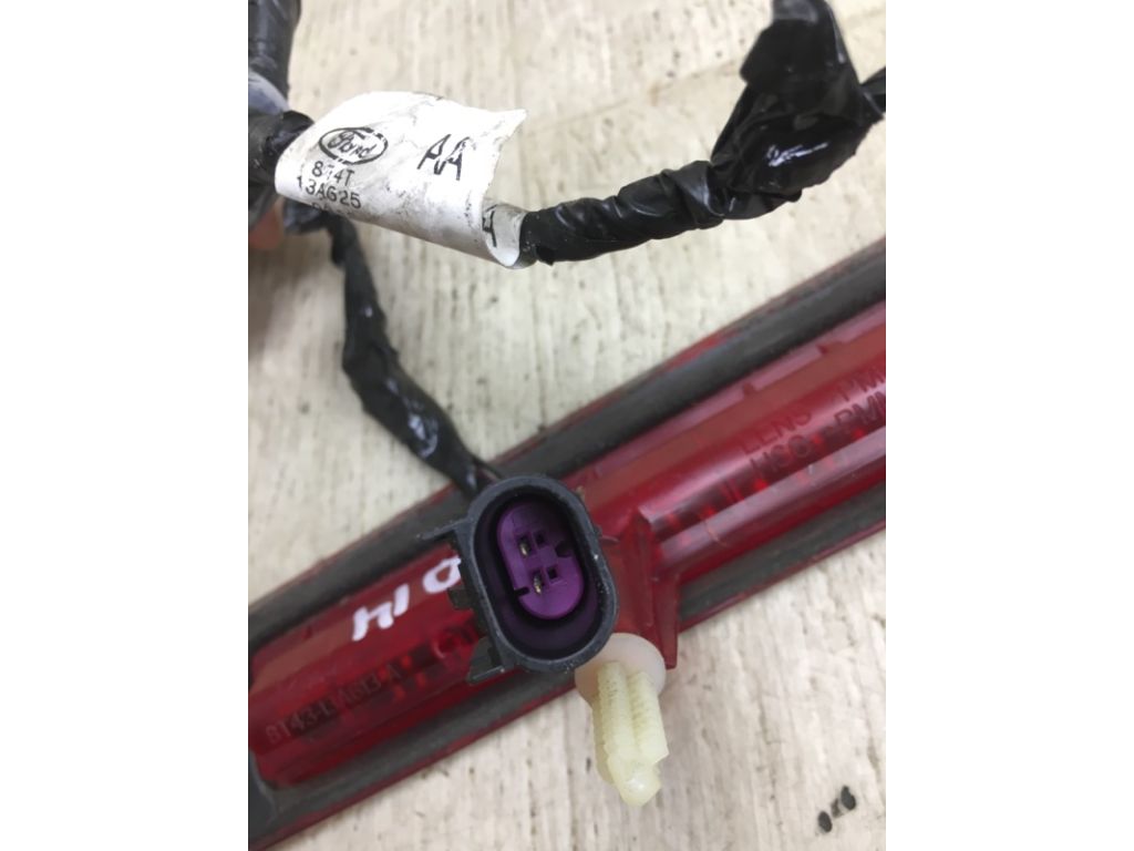 8T4Z-13A613-A | Стоп сигнал FORD EDGE 06-14 - Фото 8