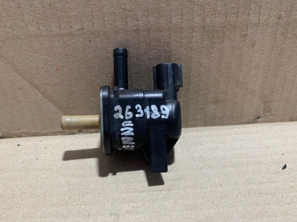 25860-31070 | Клапан електромагнітний (вакуумний) TOYOTA SIENNA 03-10