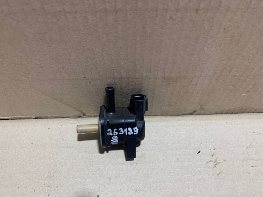 25860-31070 | Клапан електромагнітний (вакуумний) TOYOTA SIENNA 03-10 - Фото 2