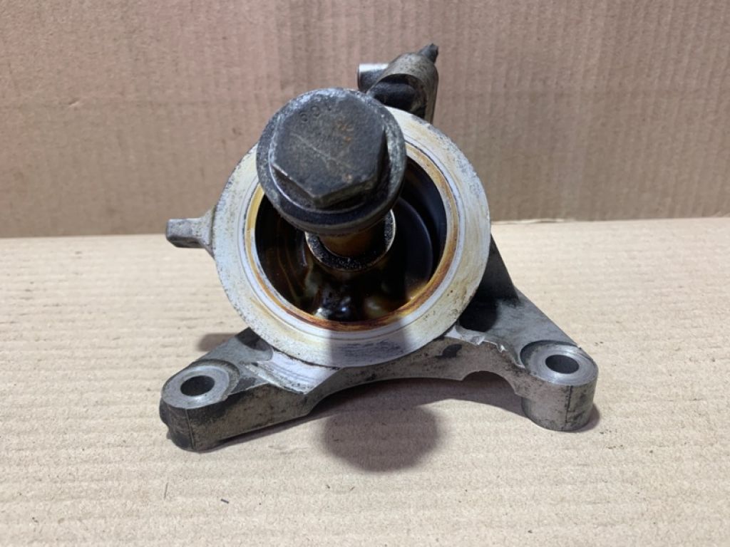 15781-31010 | Кронштейн TOYOTA SIENNA 03-10 - Фото 3