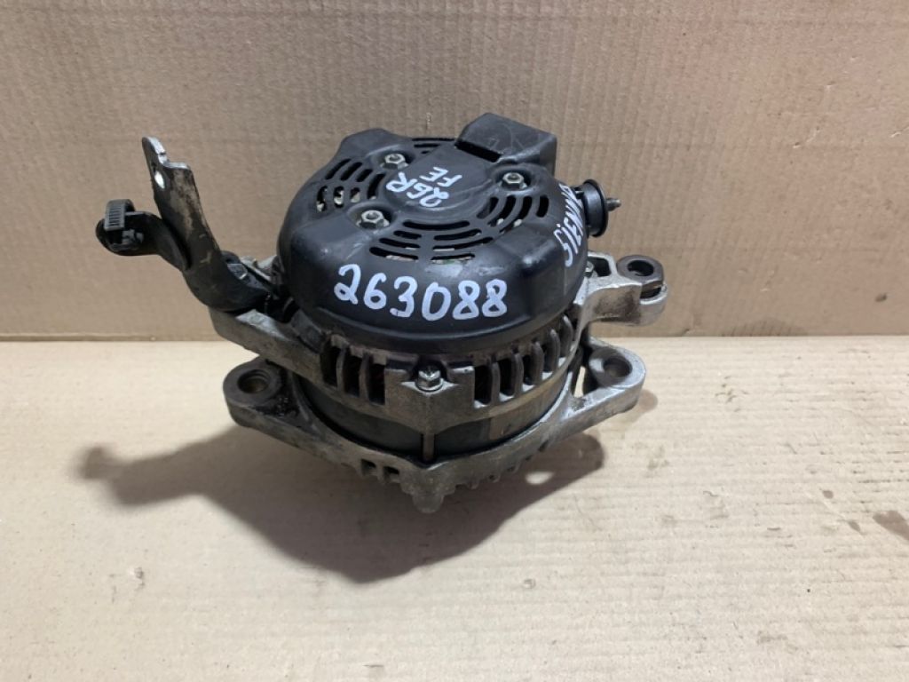 27060-0P240 | Генератор TOYOTA SIENNA 03-10