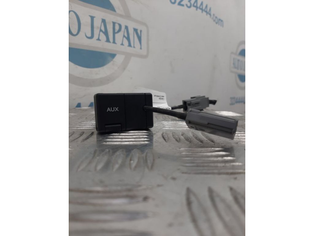 39115-TX4-A01 | USB адаптер ACURA RDX 12-19