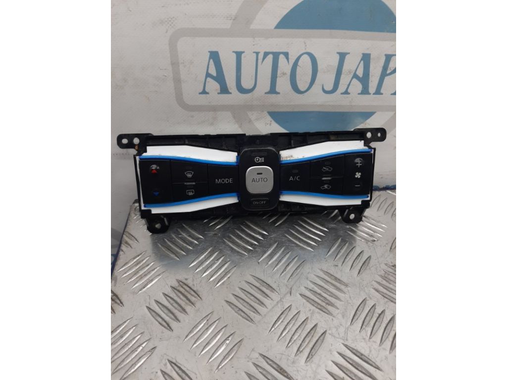 27500-3NA0C | Блок управления печкой NISSAN LEAF 10-17