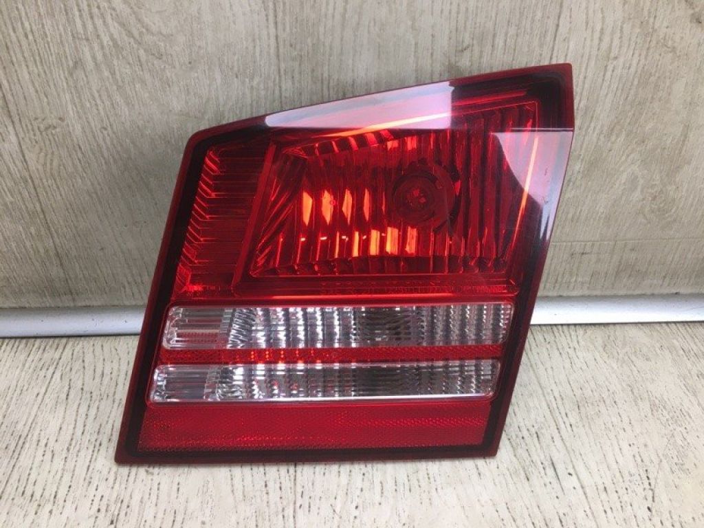 4806368AF | Фонарь внутренний задн. прав. DODGE JOURNEY 08-20