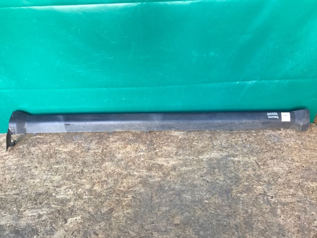 5178148AD | Накладка порога наружная прав. DODGE JOURNEY 08-20