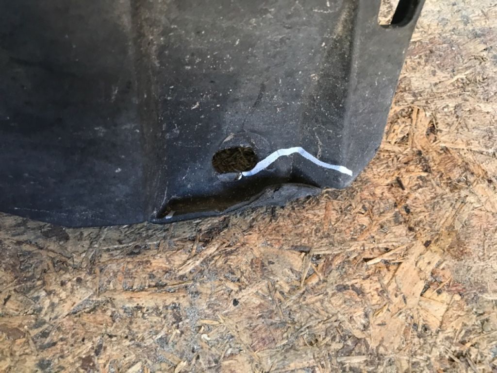 CP9Z-5810176-B | Накладка порогу зовнішня прав. FORD FOCUS 10-18 - Фото 8