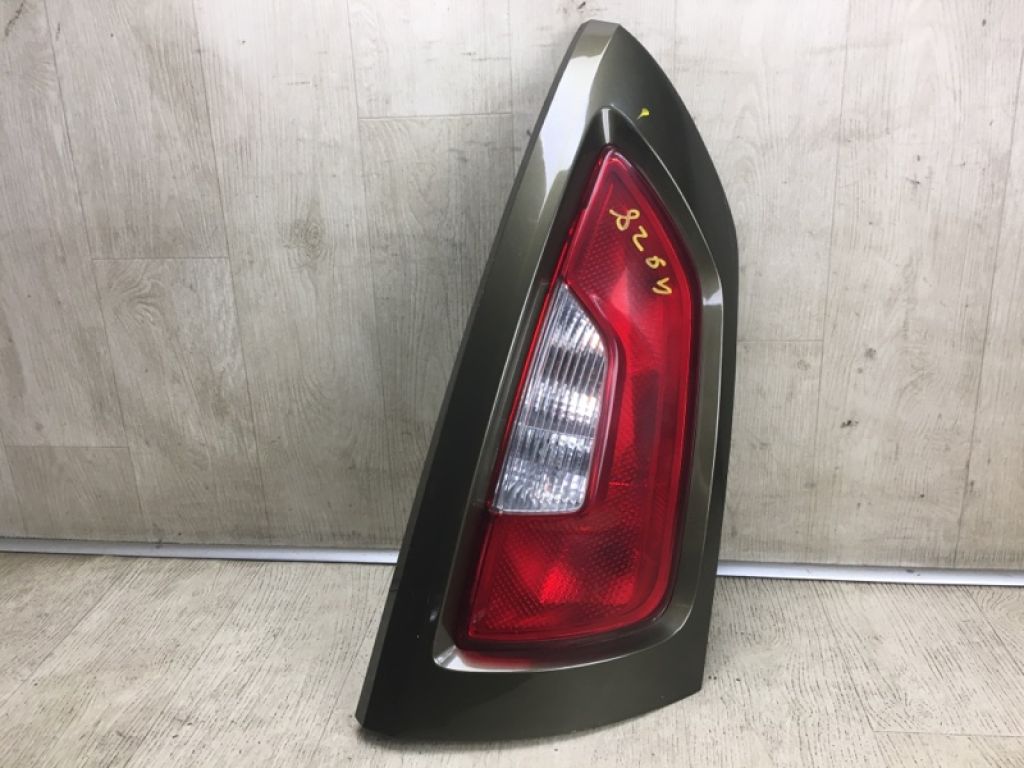 924202K510 | Фонарь наружный прав. KIA SOUL AM 08-13
