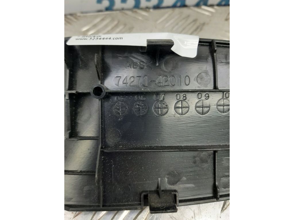 84810-33120 | Кнопка стеклоподъемника задн. прав. TOYOTA RAV4 05-12 - Фото 2