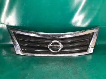 Решітка радіатора NISSAN ALTIMA L33 12-18