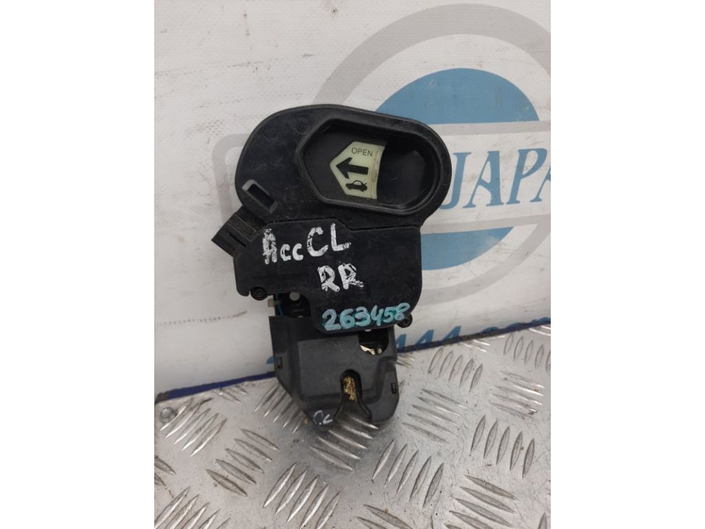 Замок крышки багажника задн. HONDA ACCORD CL7 03-07