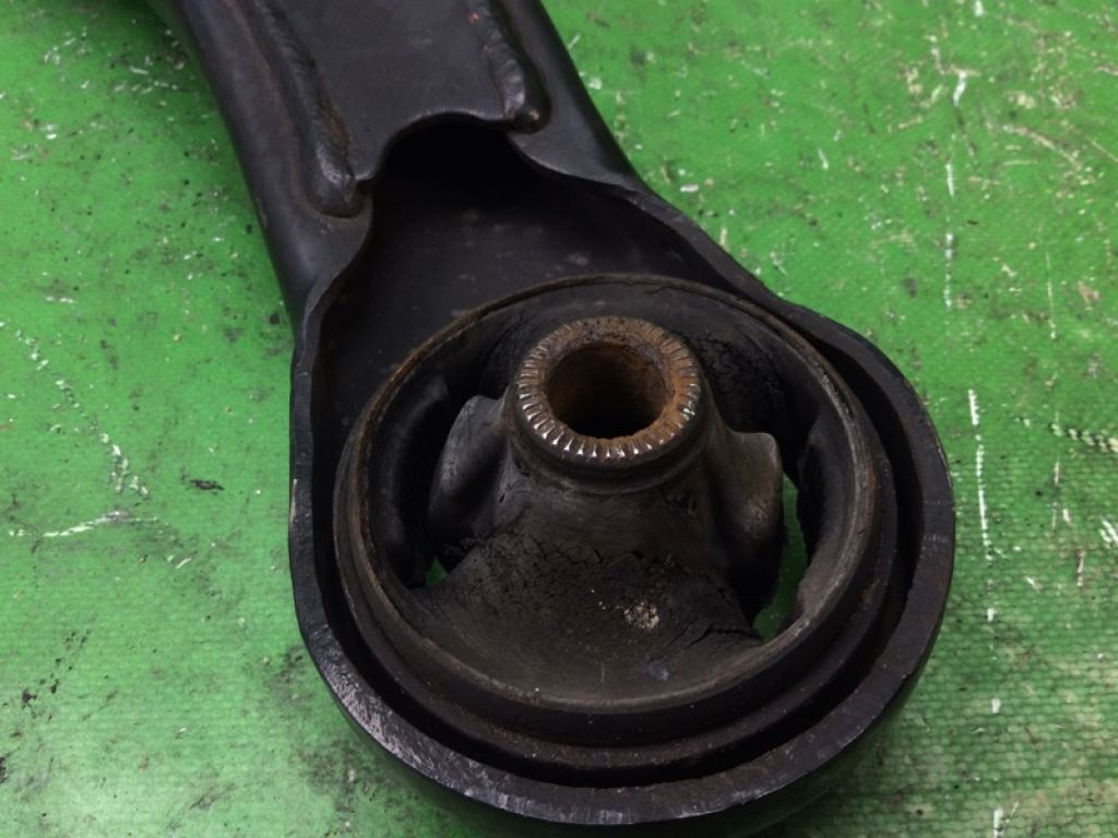 4806847040 | Важіль передньої підвіски нижній прав. TOYOTA PRIUS - 20 03-11 - Фото 5