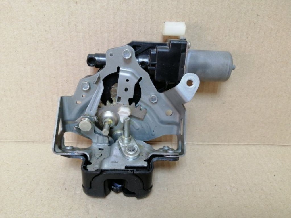 74800-TLA-A51 | Замок крышки багажника ACURA RDX 19- - Фото 3