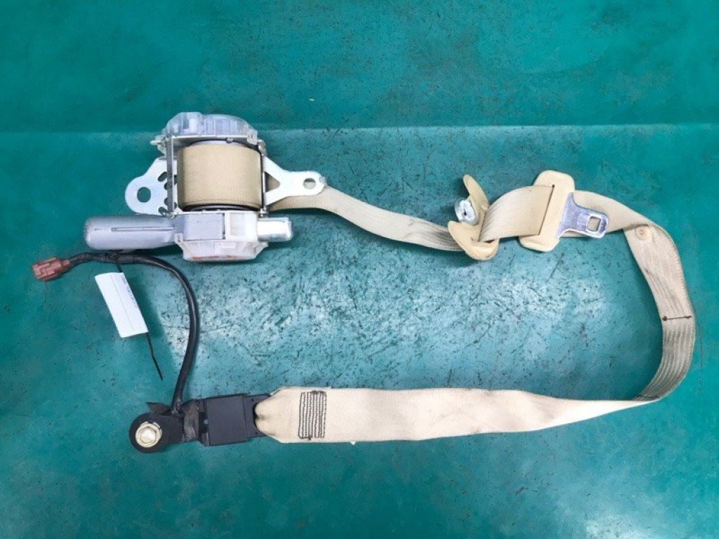 64621XA02AEU | Ремінь безпеки передн. прав. SUBARU TRIBECA B9 05-07