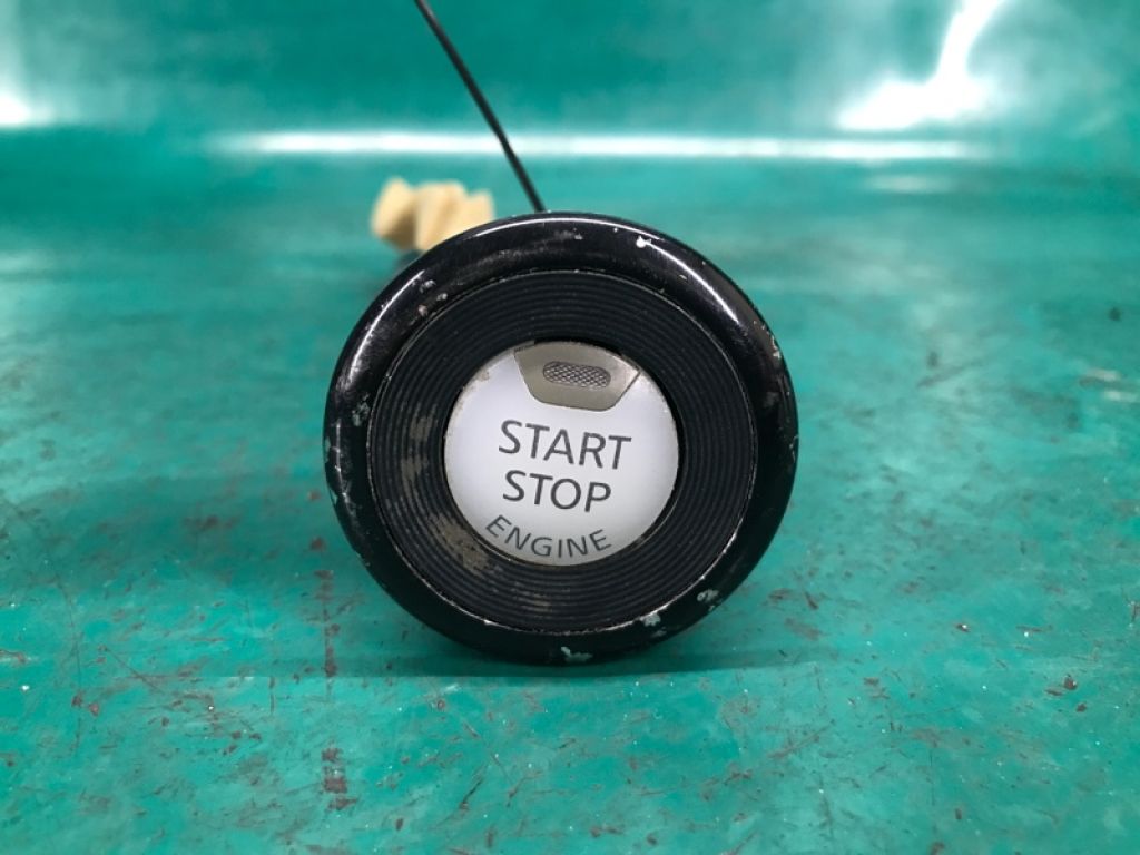 28590-3JA0A | Кнопка Start-Stop NISSAN ALTIMA L33 12-18