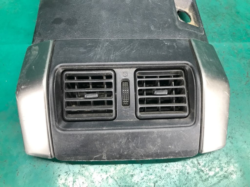 58860-60060-C1 | Дефлектор воздушный TOYOTA LAND CRUISER PRADO 150 09-17 - Фото 2