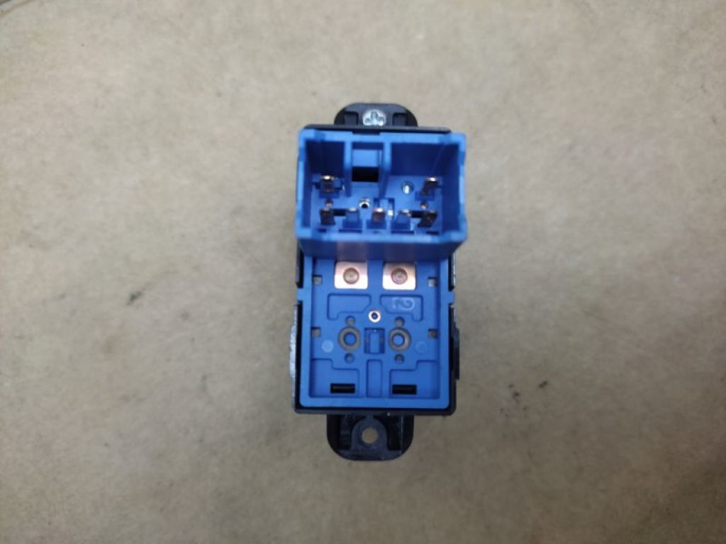 93580-3S000YDA | Кнопка стеклоподъемника задн. HYUNDAI SONATA YF 10-14 - Фото 3