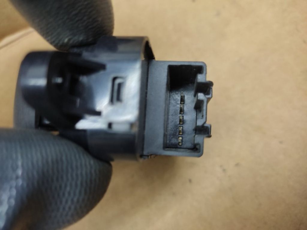GEG1-66-370 | Кнопка стеклоподъемника задн. MAZDA 6 GH 07-12 - Фото 4