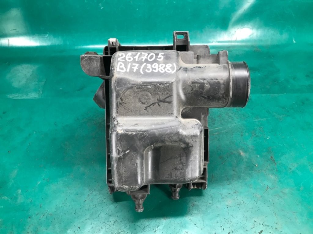 16500-3RC2A | Корпус повітряного фільтра NISSAN SENTRA B17 12-21