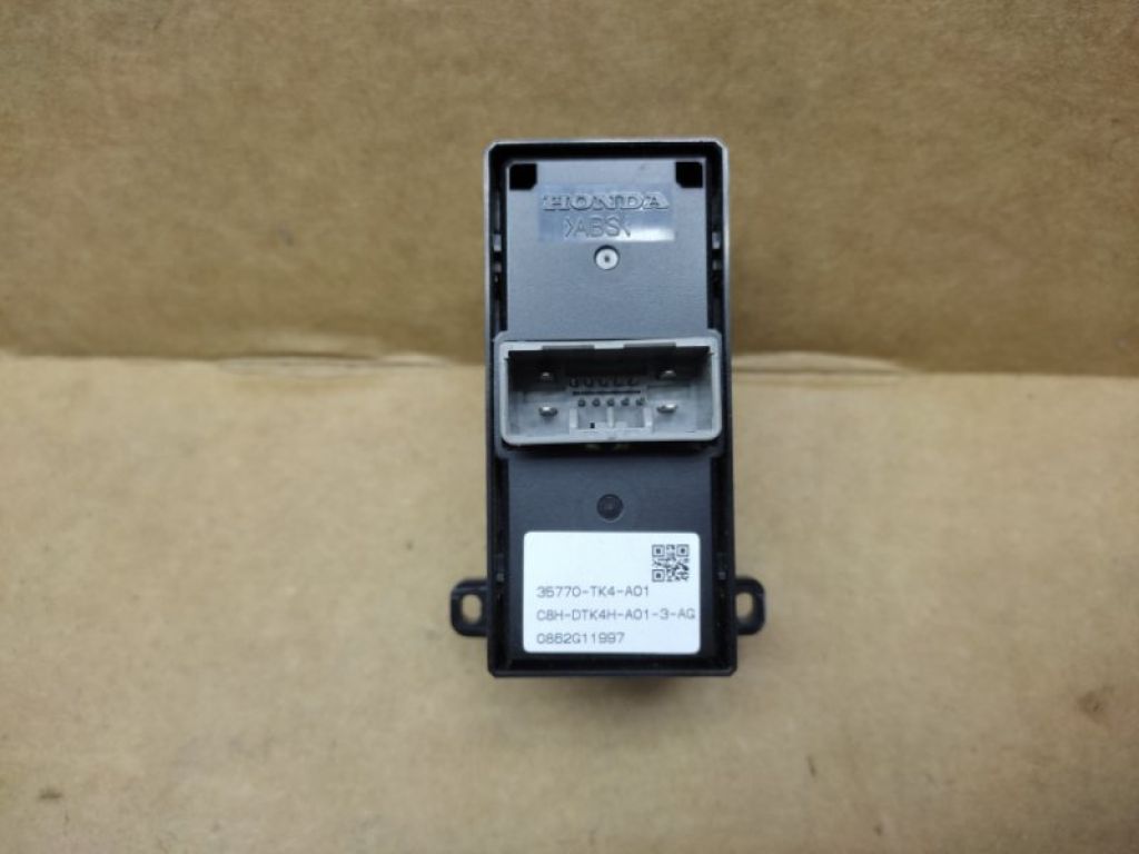 35770-TK4-A01 | Кнопка стеклоподъемника ACURA ILX 12-16 - Фото 3