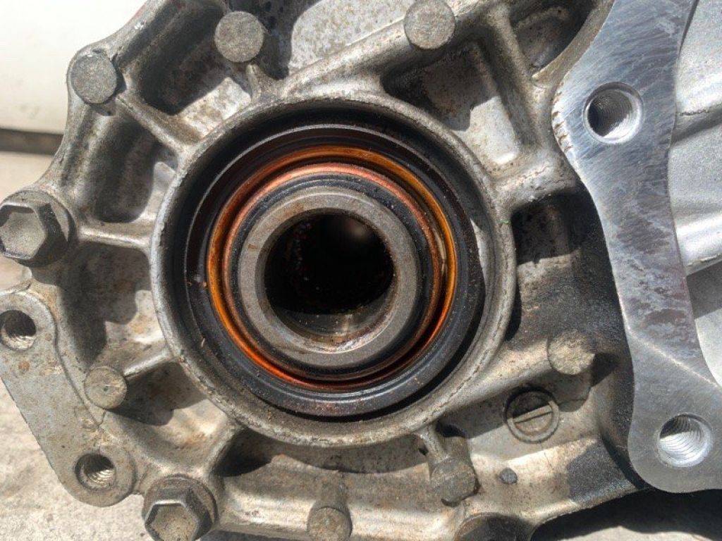 33100-CG000 | Роздавальна коробка INFINITI EX35(37) 07-12 - Фото 5