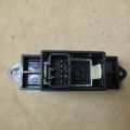 MR587944 | Кнопка стеклоподъемника MITSUBISHI OUTLANDER XL 05-13 - Превью 3