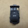 84810-0T010 | Кнопка склопідіймача TOYOTA SIENNA 11-16