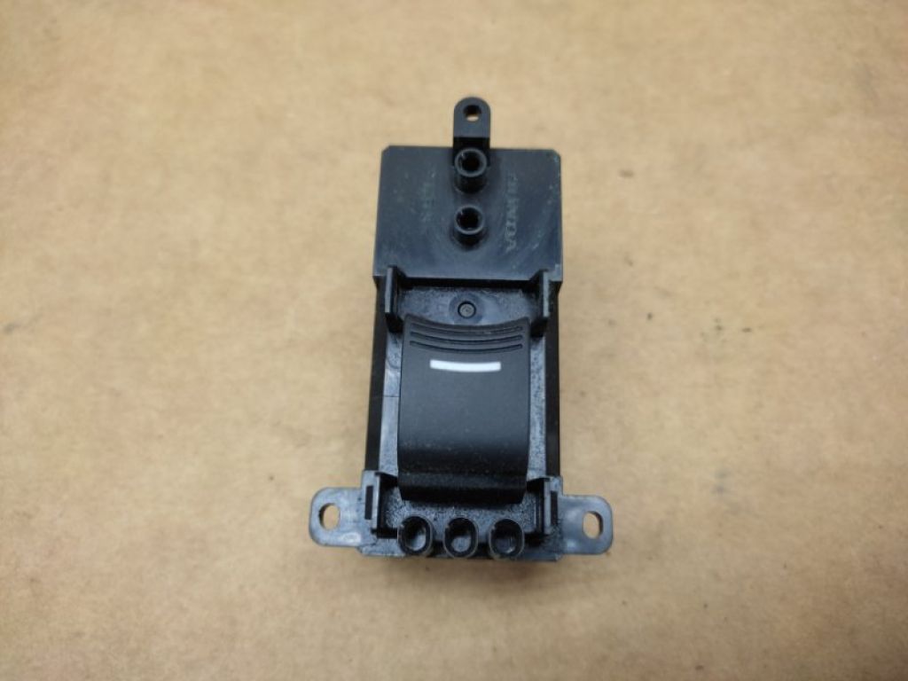 35770-TZ3-A01 | Кнопка стеклоподъемника задн. прав. ACURA TLX 14-17