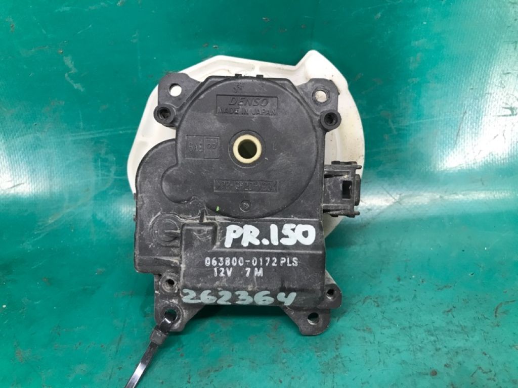 Моторчик заслонки печки TOYOTA LAND CRUISER PRADO 150 09-17