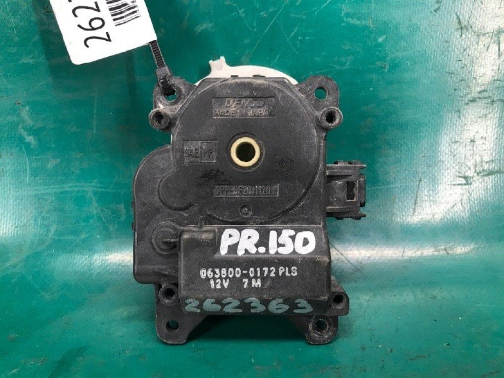 Моторчик заслонки печки TOYOTA LAND CRUISER PRADO 150 09-17