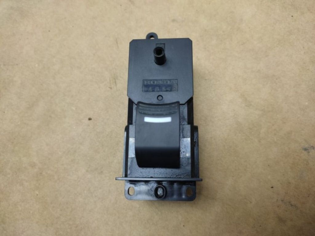 35770-STX-A01ZA | Кнопка стеклоподъемника задн. ACURA MDX (YD2) 06-13